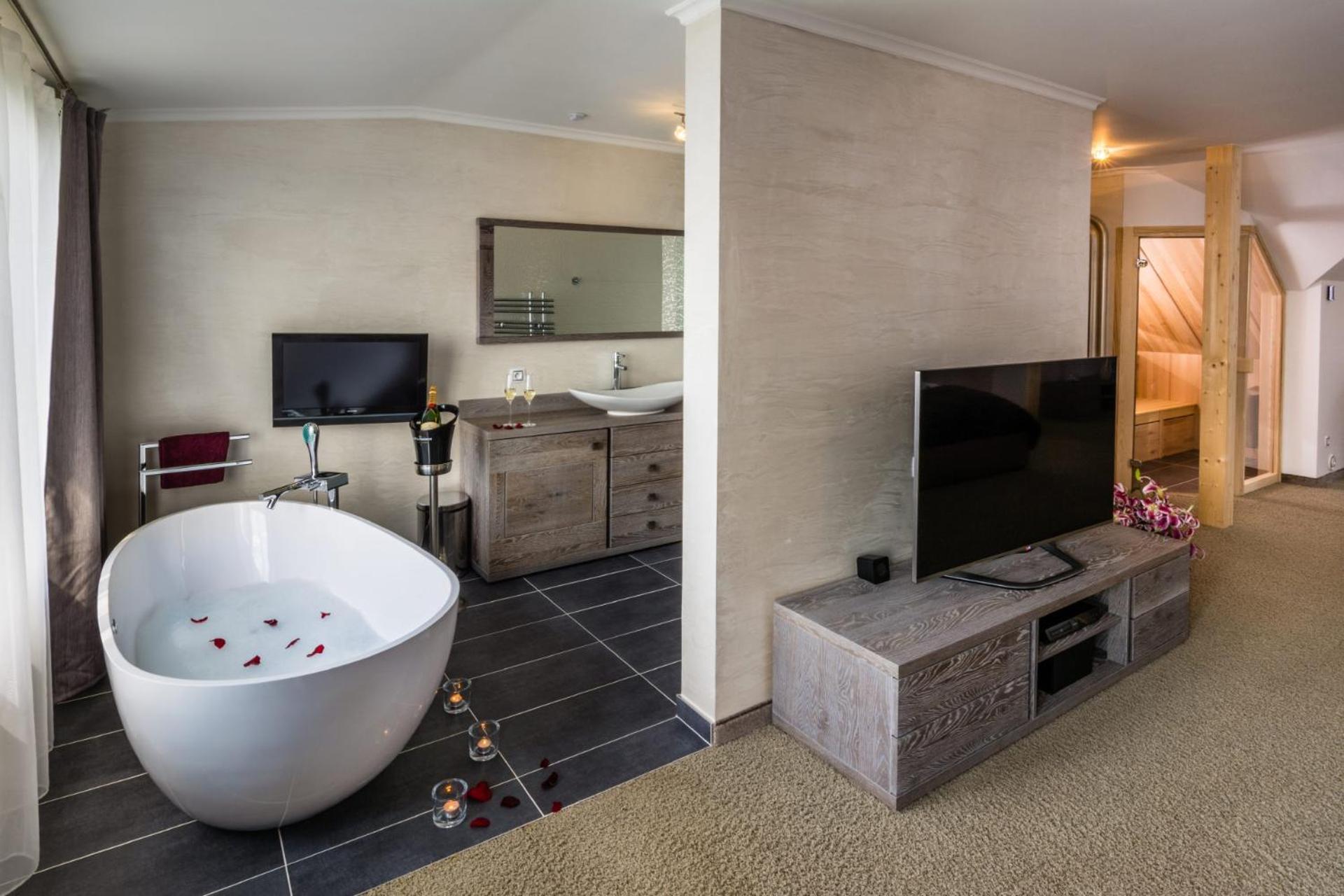 Wellness Hotel V Nebi Корженов Екстер'єр фото