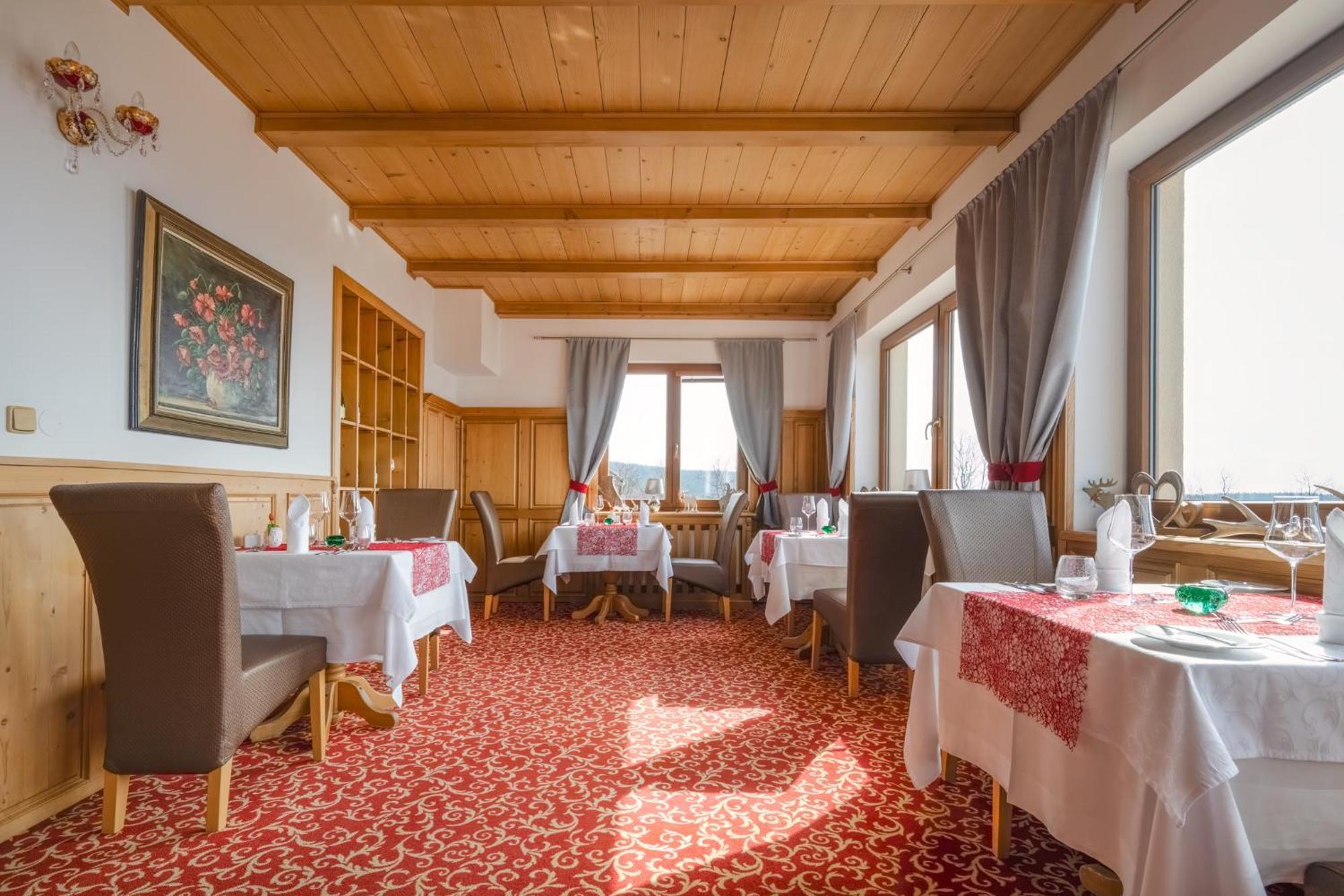 Wellness Hotel V Nebi Корженов Екстер'єр фото
